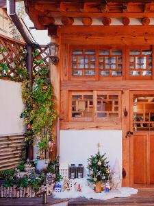 Budova, kde se prázdninový dům nachází + 42 fotografií