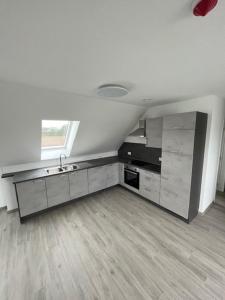 Η κουζίνα ή μικρή κουζίνα στο logement 3 chambres +6 φωτογραφίες