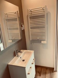 Koupelna v ubytování Villa des Millepertuis + 25 fotografií