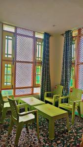 Φωτογραφία από το άλμπουμ του Gulmarg guest house σε Tangmarg