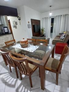 Χώρος καθιστικού στο Beautiful ground floor apartment facing the beach with pool