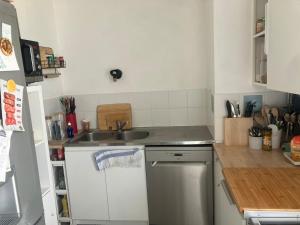 Kuchyň nebo kuchyňský kout v ubytování Cité du Vin 2 bedroom apartment - parking space + 7 fotografií