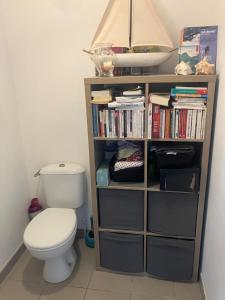 Koupelna v ubytování Cité du Vin 2 bedroom apartment - parking space