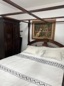 En eller flere senge i et værelse på PARADISE in IR YAMIM