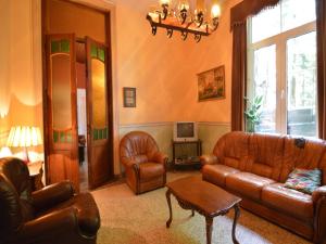 Imagen de la galería de Family Villa in Ferrières, en Ferrières