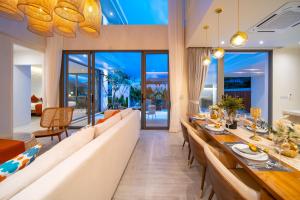 Jídlo v vily nebo okolí