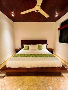 Ένα ή περισσότερα κρεβάτια σε δωμάτιο στο Sakura House