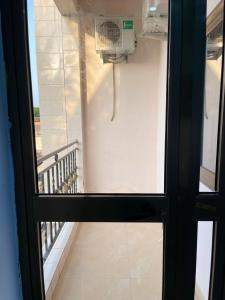 Foto sihtkohas Cotonou asuva majutusasutuse 2 chambres salon climatisé à missèbo TTC électricité inclus galeriist