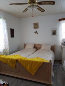 Ένα ή περισσότερα κρεβάτια σε δωμάτιο στο Dessans Amerikan Robe