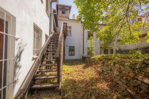 Zahrada ubytování Luxury and historical apartment right in the center 130 m2, terrace and garden