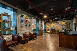 Χώρος καθιστικού στο Nost algia Hotel Beijing YongheLama & Nanluoguxiang 时光漫步酒店北京雍和宫南锣鼓巷店 Free fresh ground coffee,Free laundry service +33 φωτογραφίες