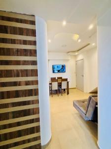 Et tv og/eller underholdning på Rio grande apartamento Silva paes 374 + 4 billeder