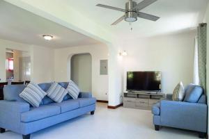 Μια τηλεόραση ή/και κέντρο ψυχαγωγίας στο St Silas 3 - 6bd By ZenBreak