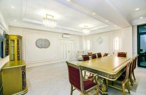 Posezení v ubytování Four seasons apartment + 18 fotografií