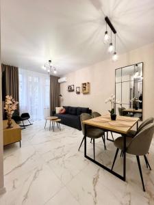 Fotografie z fotogalerie ubytování New one 2025 in center! v destinaci Mikolajiv