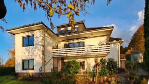 Το κτήριο όπου στεγάζεται  το διαμέρισμα