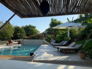 Bazén v ubytování Kali Zoi -B&B Zakynthos nebo v jeho okolí