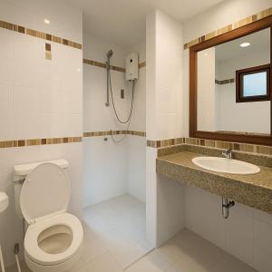 Koupelna v ubytování Aksarai hotel