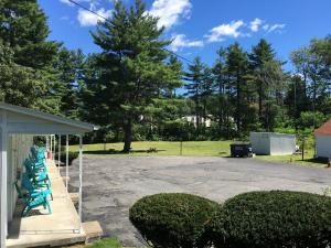 Zahrada ubytování Doray Motel Lake George