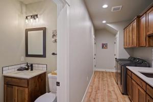 Koupelna v ubytování 110 Crane + 71 fotografií