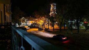 Fotografie z fotogalerie ubytování Royal Kamianets Apartment , центр Старого міста , 100м до Ратуші , вид на сквер та історичний центр v destinaci Kamenec Podolský + 1 fotografie