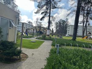 Κήπος έξω από το Departamento en Bosque, muy cerca de la playa