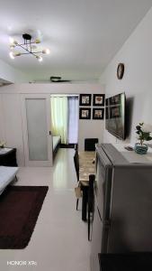 Μια τηλεόραση ή/και κέντρο ψυχαγωγίας στο Moana SEA RESIDENCE condotel