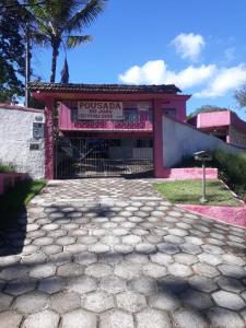 Hoone, kus võõrastemaja asub