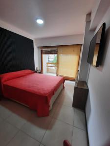 Μια τηλεόραση ή/και κέντρο ψυχαγωγίας στο Constitucion2G