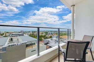 Μπαλκόνι ή βεράντα στο Luxury CBD High Rise Studio