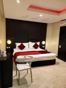 Fotografie z fotogalerie ubytování Hotel room and lounge v destinaci Najran