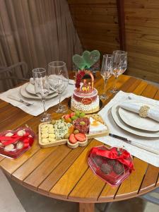 Jídlo v aparthotelu nebo okolí