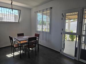 Balkón nebo terasa v ubytování Les Petits Sereres + 48 fotografií