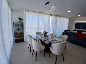 TV a/nebo společenská místnost v ubytování Mirador en Macororo 15, Piso 20