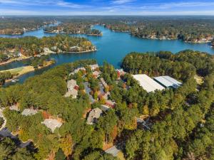 Galería fotográfica de Elegant Reynolds Lake Oconee - Golf and Serenity en Greensboro