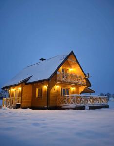 Το Dom Między Wzgórzami τον χειμώνα