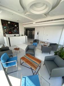 Fotografie z fotogalerie ubytování Al Falak Hotel فندق الفلك v destinaci Ma‘ābīlah + 28 fotografií