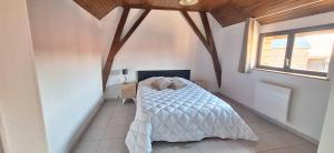 Postel nebo postele na pokoji v ubytování Maison au calme