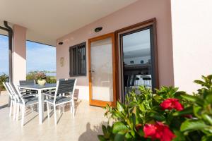 Μπαλκόνι ή βεράντα στο Casa indipendente con vista mare