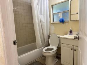 Koupelna v ubytování Alam Shikdar + 13 fotografií