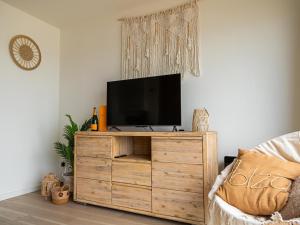 Μια τηλεόραση ή/και κέντρο ψυχαγωγίας στο Nautilus - 0903