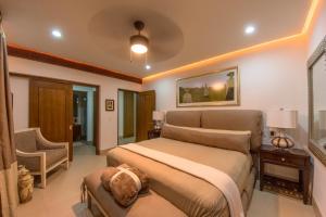 Khu vực ghế ngồi tại New Ocean view Condo-Romantic zone-Steps to beach +10 ảnh