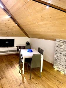 TV a/nebo společenská místnost v ubytování Casa Experience - Venas Di Cadore