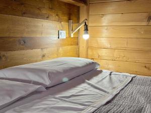 Ένα ή περισσότερα κρεβάτια σε δωμάτιο στο Agriturismo Il Timo +48 φωτογραφίες