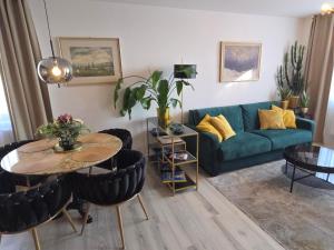 Posezení v ubytování 7thHeaven centre suite FREE PARKING in the building