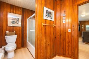 Koupelna v ubytování Sound Pleasures + 54 fotografií