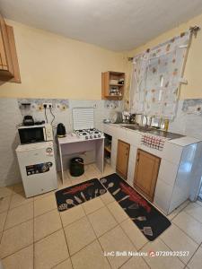 Η κουζίνα ή μικρή κουζίνα στο LnC bnb +8 φωτογραφίες