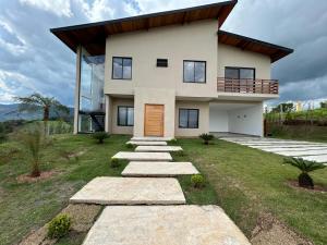 Το κτήριο όπου στεγάζεται  η παραθεριστική κατοικία