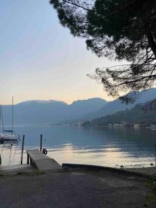 Fotografie z fotogalerie ubytování NIC Lake House v destinaci Sulzano + 36 fotografií