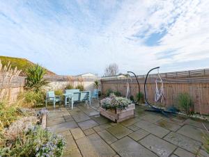 Zahrada ubytování Sanderling House, walk to beach